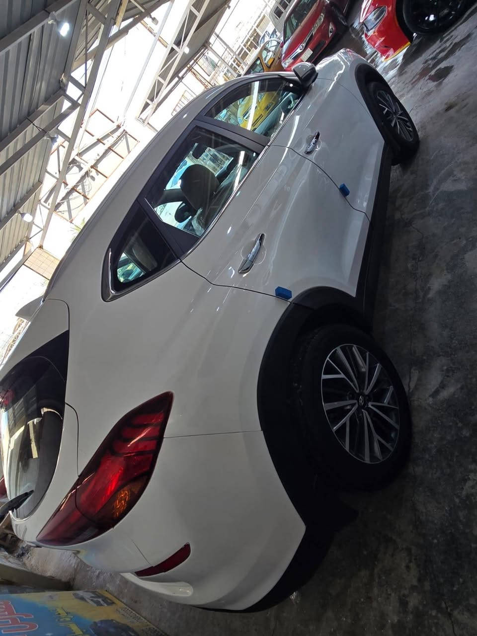 سلام عليكم للبيع او مراوس حسب لقناعه توسان موديل 20خليجي الكاصد رقم بغداد الجديد باسمي ماشيه 100كير محرك عشركه بلادي فول مواصفات عده البنوراما سياره كفاله من بارد وتبديل وفتح بيهه بحافت لهلال صبغ ولباقي كفاله السعر 190بيهه مجال مكان سياره بغداد الوسفيه ناحيه الرشيد ***********
