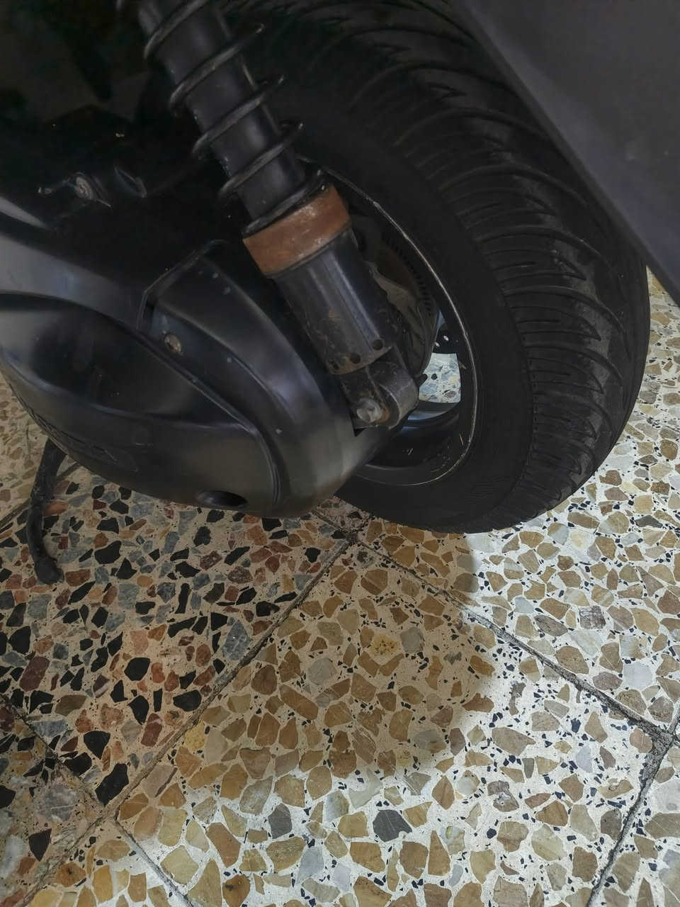 سلفر ونج 600 اوفر مكينة مكفولة
زنون عالي وناصي اصلي 
سستم اصلي q
قايش جديد 
دراجة خير من الله مال جناي
سعر 16 ورقة وبيهة مجال
بكاني رشاد 
رقم  ***********
