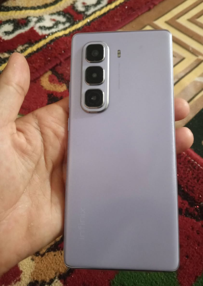 موبايل انفنكس هوت ٥٠ برو بلاس
ذاكرة ٢٥٦ الجهاز نضيف كلش مامستخدم هواي 
السعر ٢٥٠ وبي مجال 
***********
