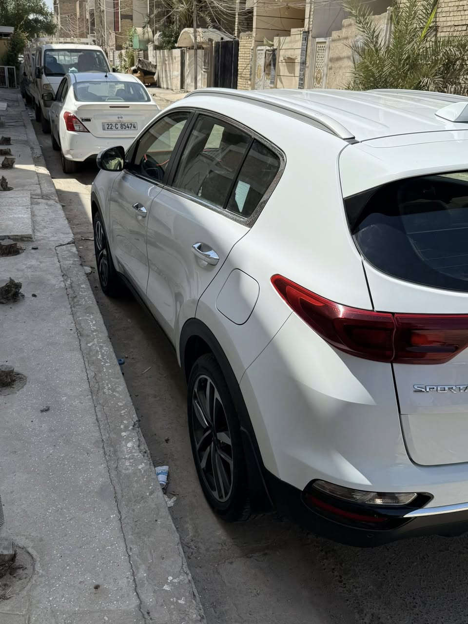 سلام عليكم كيا سبورتج 21 خليجي كفاله عامه عدا بيها بارد بسيط جوه قبغ مال بانزين وأثر طلقه صغير ب بنيد موضح ب صوره بدون تصليح ولا تبديل محرك 2000 دوش ماشيه 35 الف حقيقي رقم صاحب سياره *********** مكلف ب نشر
