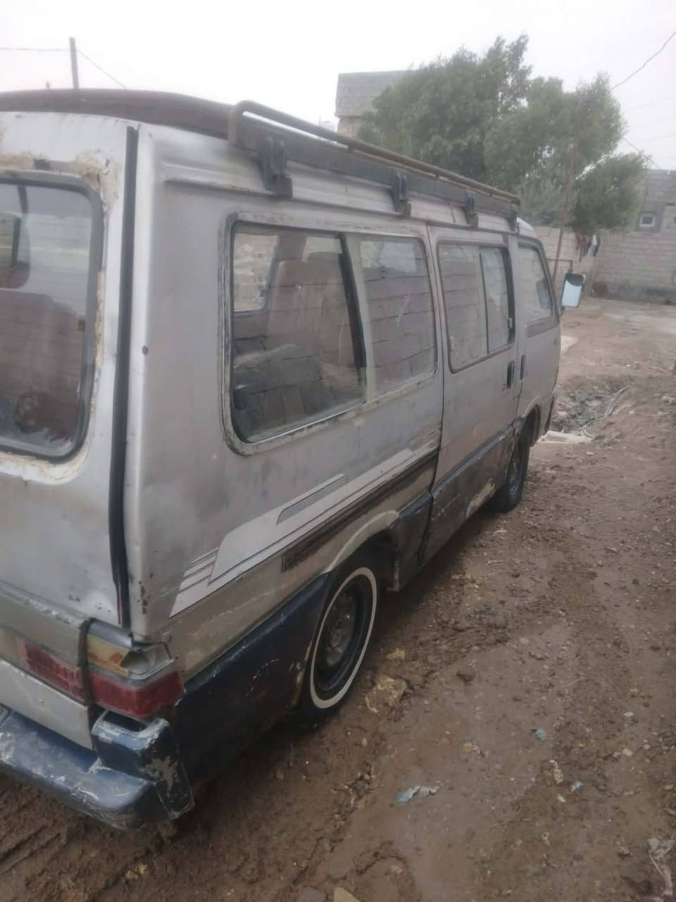 السلام عليكم للبيع كيه بسته موديل 93 محرك كير خير من الله رقم بغداد تحويل ثاني يوم سياره حلوه ما بيها صبغ ولا ضربه خطها حي المعلمين بعقوبه للتواصل على الرقم ***********
