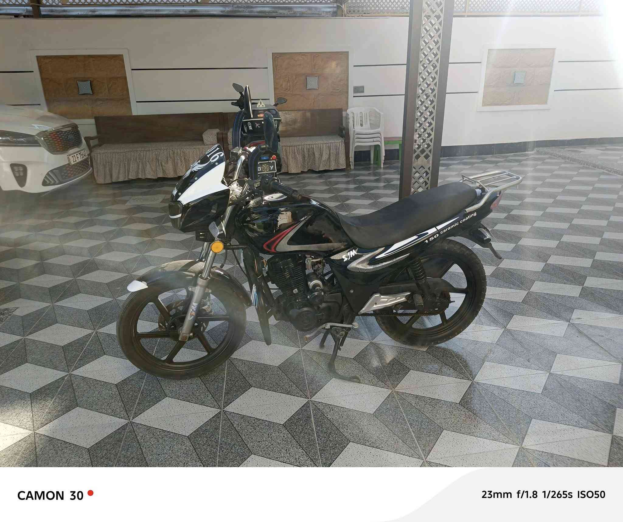 للبيع سايم موديل 2016 بي اوراق كامله  كمرك كامل  محرك نضيف كهربائيات شغاله سعر 700 وبي مجال
العنوان العامريه الفلوجه 
هاتف ***********
