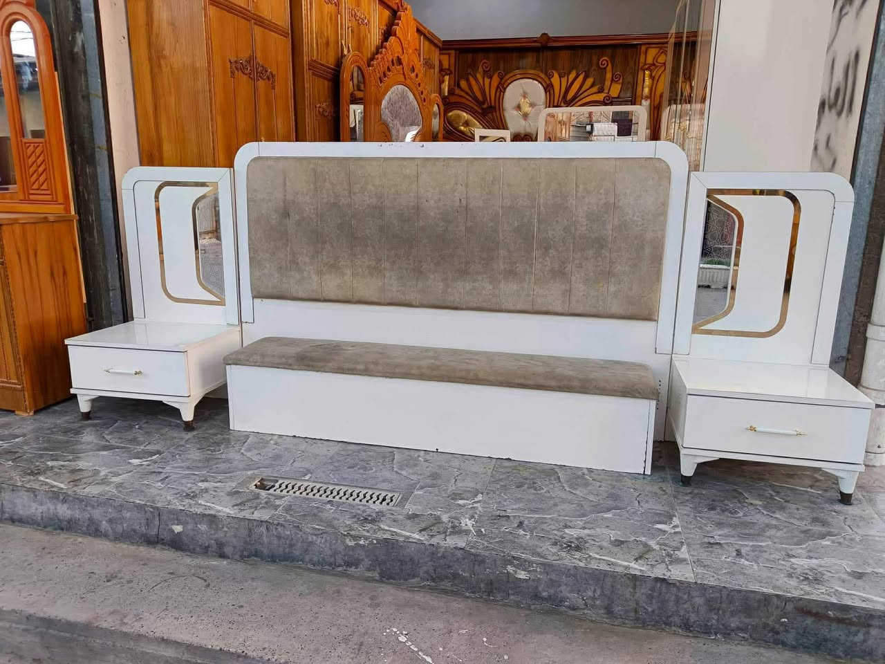 غرفه عراقي مستعملة نظيفة جدا ٦ قطع شد ونقل داخل بغداد مجانا


**إذا كنت صاحب هذا الإعلان وتريد حذفه لأي سبب، رجاءا أرسل رسالة إلى الدعم الفني**