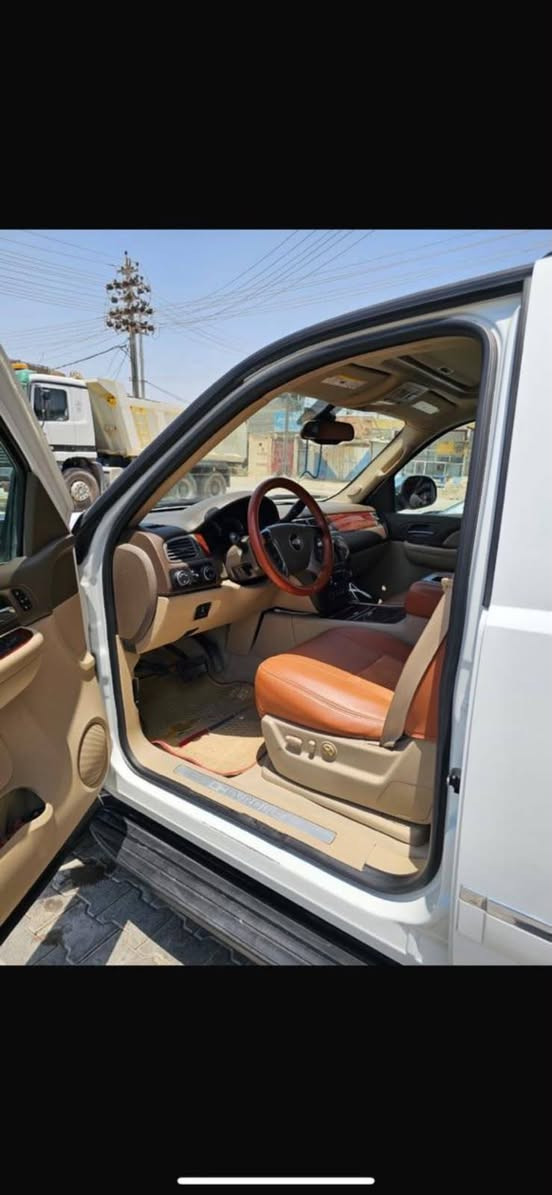 للبيع شفروليه تاهو LTZ موديل 2009
اللون: أبيض
فئة LTZ (فل أوبشن)خليجي رقم شمالي وكاله عامه أو تحويل
محرك و كير خير من الله ، جلد، فتحة سقف، مقاعد كهربائية مع تبريد وتدفئه، نظام صوت Bose، مثبت سرعة، حساسات، السيارة بحالة جيدة، والسعر235$ قابل للتفاوض للجادين للاستفسار 
***********
