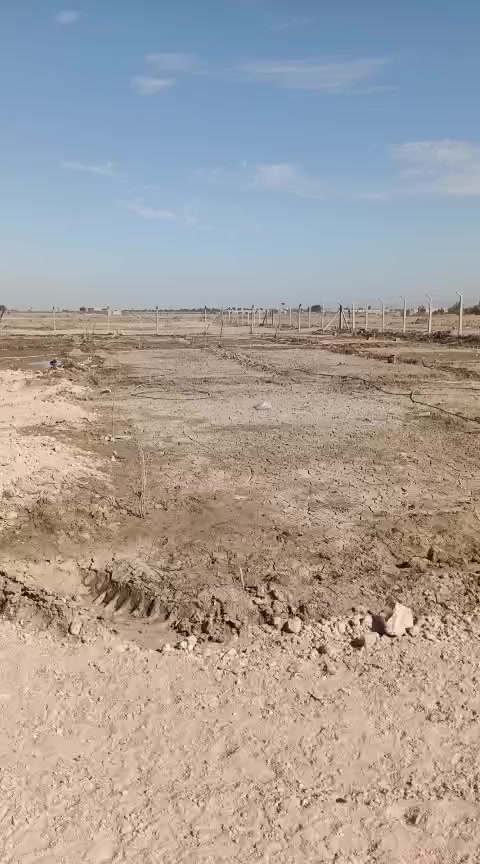 ارض مساحه دونم مسيج للبيع على طريق المشايه 2/500 م +بيت مبني
سعره ٦٠ وبي مجال للاستفسار *********** او *********** مكتب نجمة الابداع بالثوره
