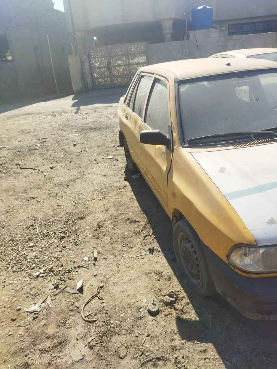 سلام عليكم سايبا موديل 11 رقم بغداد احمر سياره عوزه فيت بم  ابيع كوم حديد اتكفل فقط براعيها سعره 10 بيه مجال مكاني بغداد ***********
