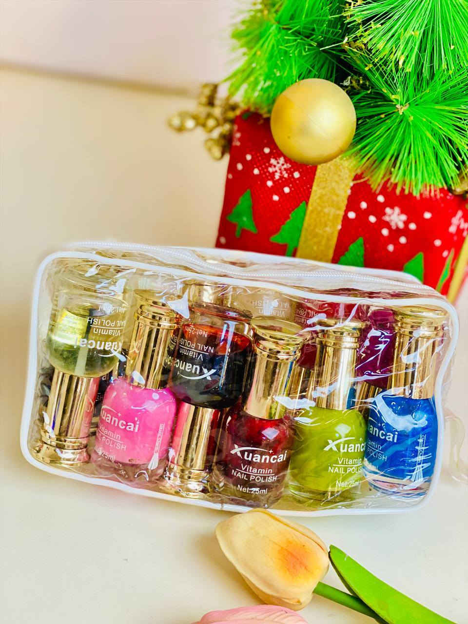 سيت طلاء اظافر💅🏻🌸
الونه نازكة تجنن ♥️♥️
🌸 جنطة سيت صبغ اضافر تحتوي  على 12 قطع تجنن الوان راقية بيهن ومات

🌸 للي تبحث عن الاناقه والجمال لاظافرها وفرنا لكم سيت صبغ اضافر كيوت اصلي 💕
🌸 طلاء ومقوي بنفس الوقت
خلال ثواني يجف ميتخدش ويدوم مدة طويلة 🤍 

🌸 الوانه رهيبه تجنن 🧡💛
يحتوي على 12 الوان مختلفة
حجم العلبة الواحدة 20ml


**إذا كنت صاحب هذا الإعلان وتريد حذفه لأي سبب، رجاءا أرسل رسالة إلى الدعم الفني**