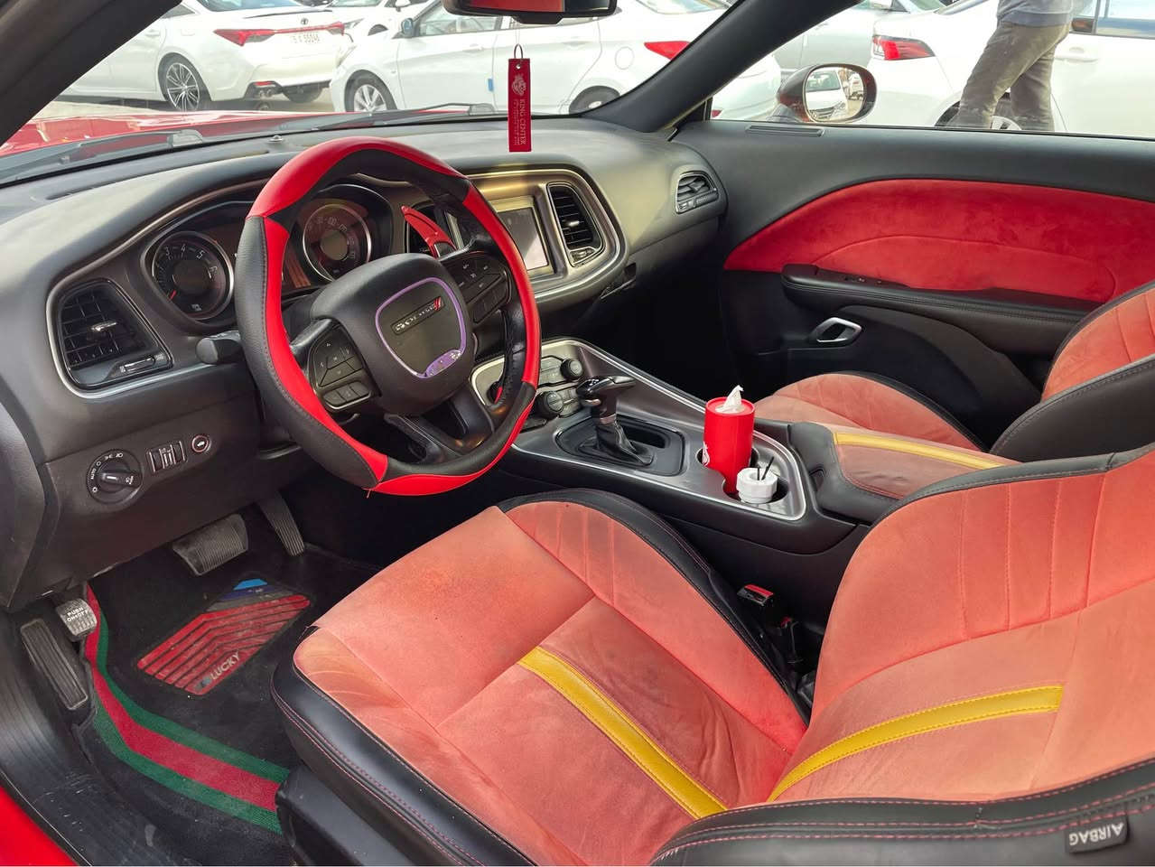 بسم الله الرحمن الرحيم
السعر 205 وبي مجال قليل 
جالنجر جيتي
موديل٢٠٢٢
مواصفات فول بس بدون سلايت
حساسات خلفي
شاشه تدعم كاربلي
بونيد بلادي جيتي مال سياره
شفتات استيرن
ويل ٢٠ بلادي جيتي مال سياره
لايتات زينون بلادي
تخم تايرات جديد 
باتري جديد 
السياره ادامه كامله
بيها دفتر بانزين
السنويه ٢٠٢٩ وبسمي تحويل مباشر 
العنوان كركوك
الظرر شبر صبغ جاملغ السكن صورتها موجوده بل منشور وبيها تعديل بارد مكانين صغار
رقم الهاتف *********** وبي وتساب كركوك, العراق
