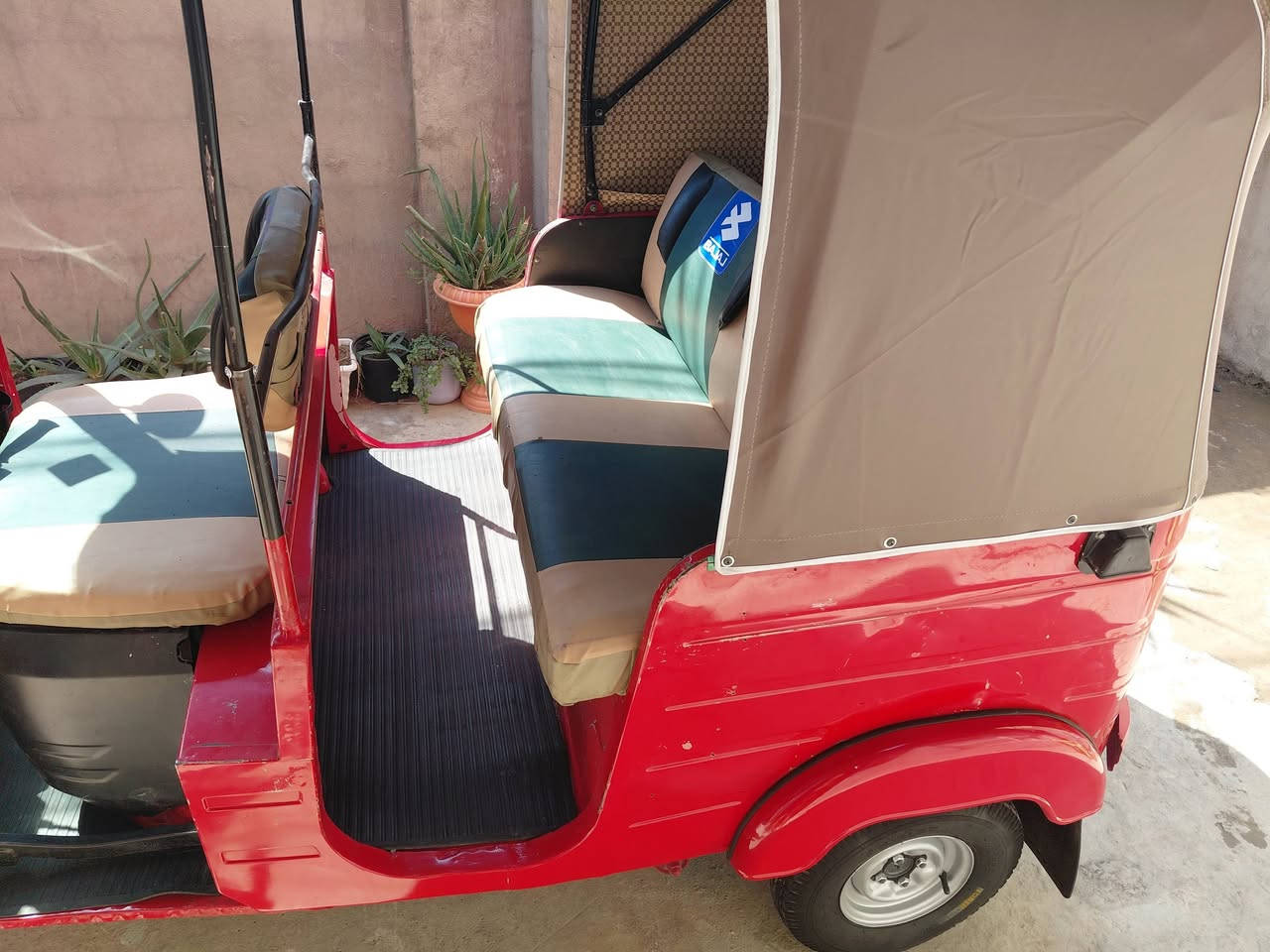 السلام عليكم تكتك 2020للبيع العنوان الزعفرانية دور الصحة***********
