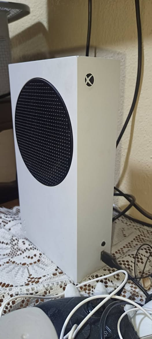 Xbox series s
اصدار 2021
شرط مامفتوح 
ذاكرة 512
سعر390
موصل


**إذا كنت صاحب هذا الإعلان وتريد حذفه لأي سبب، رجاءا أرسل رسالة إلى الدعم الفني**