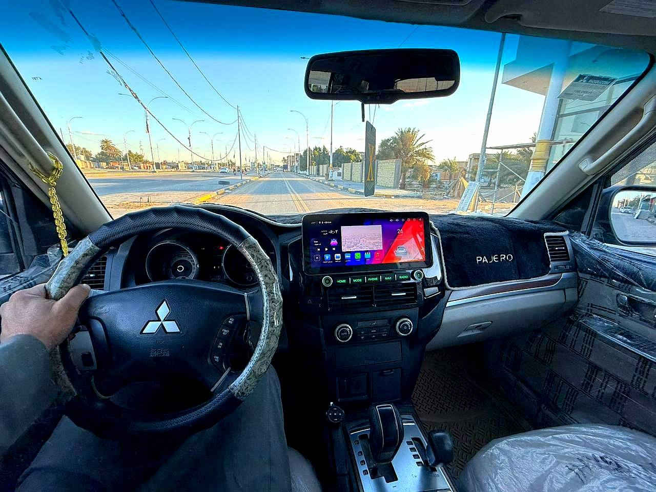 للبيع المكان السماوة  رقم  *********** واست
السعر...... "  112 "  
باجيرو خليجي مديل ٢٠٠٨ قطعتين صبغ دون دواخل مكينة 3،8 المرغوب فور ويل رقم شمالي أربيل تحويل مضمون دواخل جديد جلد دشبول كاتم لگزز مكينه كير نضيفات جدا وناعمه وشلعه بيه حلوه، مري شفط مع اشاره مع إضاءة ترحيب، كل كهربائياتها شركة، مكفوله من القص والجفيه والگلبه والشاصي.
