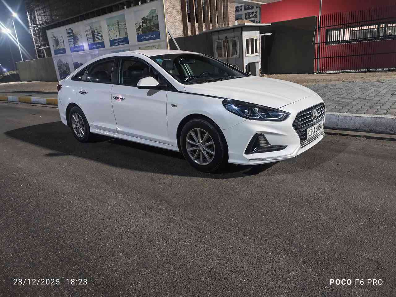 سلام عليكم 
سوناتا وارد كوري ماينكفل من صبغ  مديل 18 رقم كربلاء بأسمي 
تحويل ثاني يوم 
ابيض صدفي سياره فول حساسات خلفيه بصمه 
شاشه كبيره  تخم تاير مكينه وكير تبريد حداده 70 ب لميه 
السعر 137 وبيه مجال 
مكان البصره خور الزبير 
*********** ابو العوف المطوري
