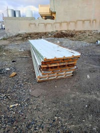 سندويج للبيع عدد 8 قطع و طول 5 أمتار نظيفات  للاستفسار  07502073945