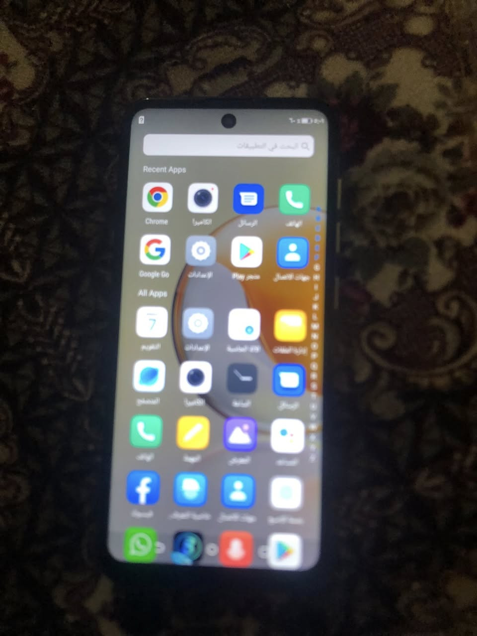 سلام عليكم جهاز البيع ام فنكس زيرو  40 متعرف بهن. روح بحث  وشوف سعرو  275 يرهم مروس ومطور مكاني كياره رقمي. ***********
