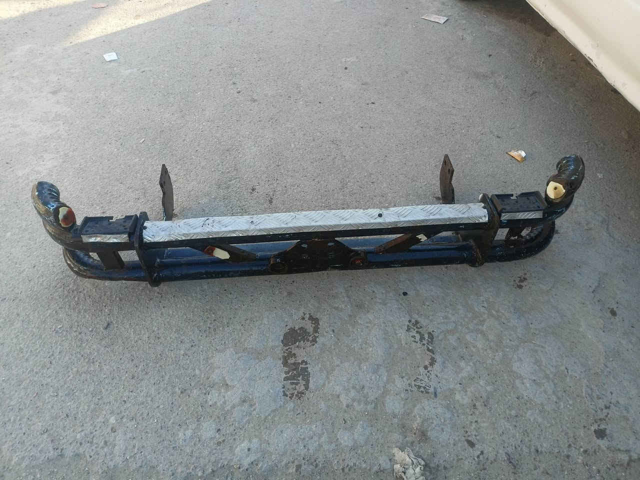 السلام عليكم درع للبيع السعر 70وبي مجال 
الرقم***********
