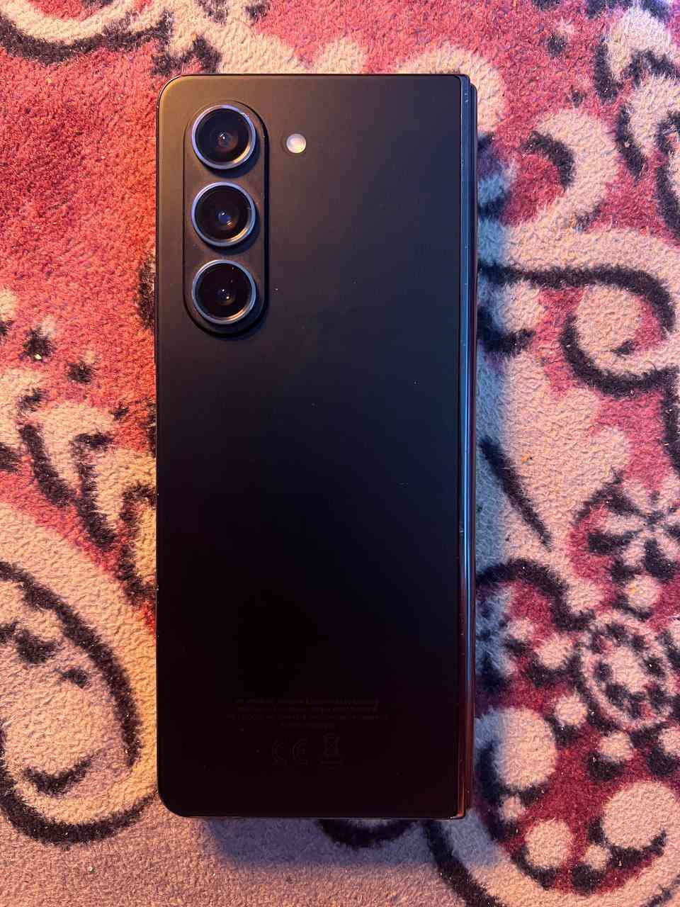 Galaxy Z Fold5
ذاكرة 256  العشوائية 12
دبل سيمكارت بصمة  الاصبع شغالة بصمة الوجه شغاله بس الشاشه الثانيه متشتغل وكع من ايدي ومشتغلت وشرق اوسط  السعر 300 بي مجال بسيط 
المكان بغداد  
للتواصل خاص او 
***********
