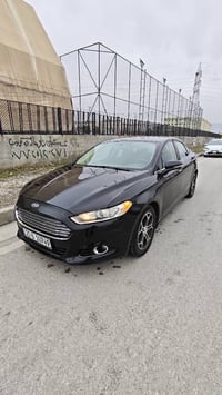 أسود • ٢٠١٦ • ٢.٥