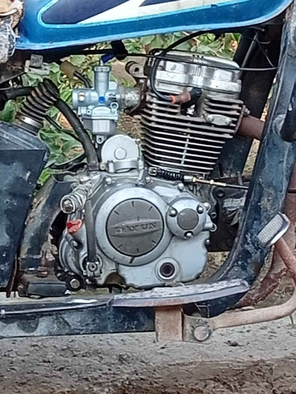 ستوته للبيع السعر 700 وبيه مجال اوراق كامله  دايوان موديل 2011 *********** ***********
