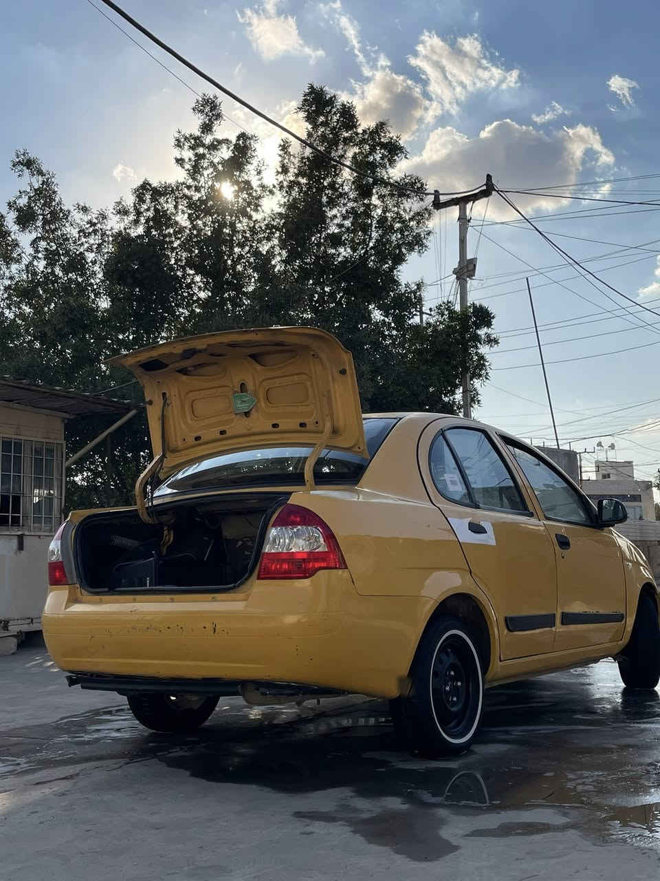 السلام عليكم سياره طيبه للبيع أو مراوس موديل 16تخم تاير  جديد صدر جديد السياره خير من الله بيها بابين تبديل ولباقي شوف عينك اتصل على هذا الرقم *********** السعر 35
