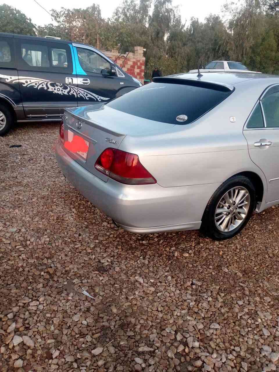 شاهينه للبيع فول عده الفتحه بيها قماره بسمي مداور ثانيوم رقم بغداد للتفاصيل اكثر اتصل *********** مكان السياره نجف مشخاب
