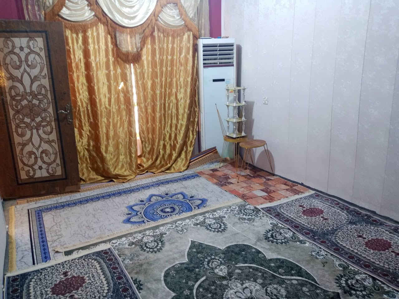 سلام عليكم
بيت للبيع زراعي قريه ضيفان
رابع فرع مساحة 120 متر
***********

