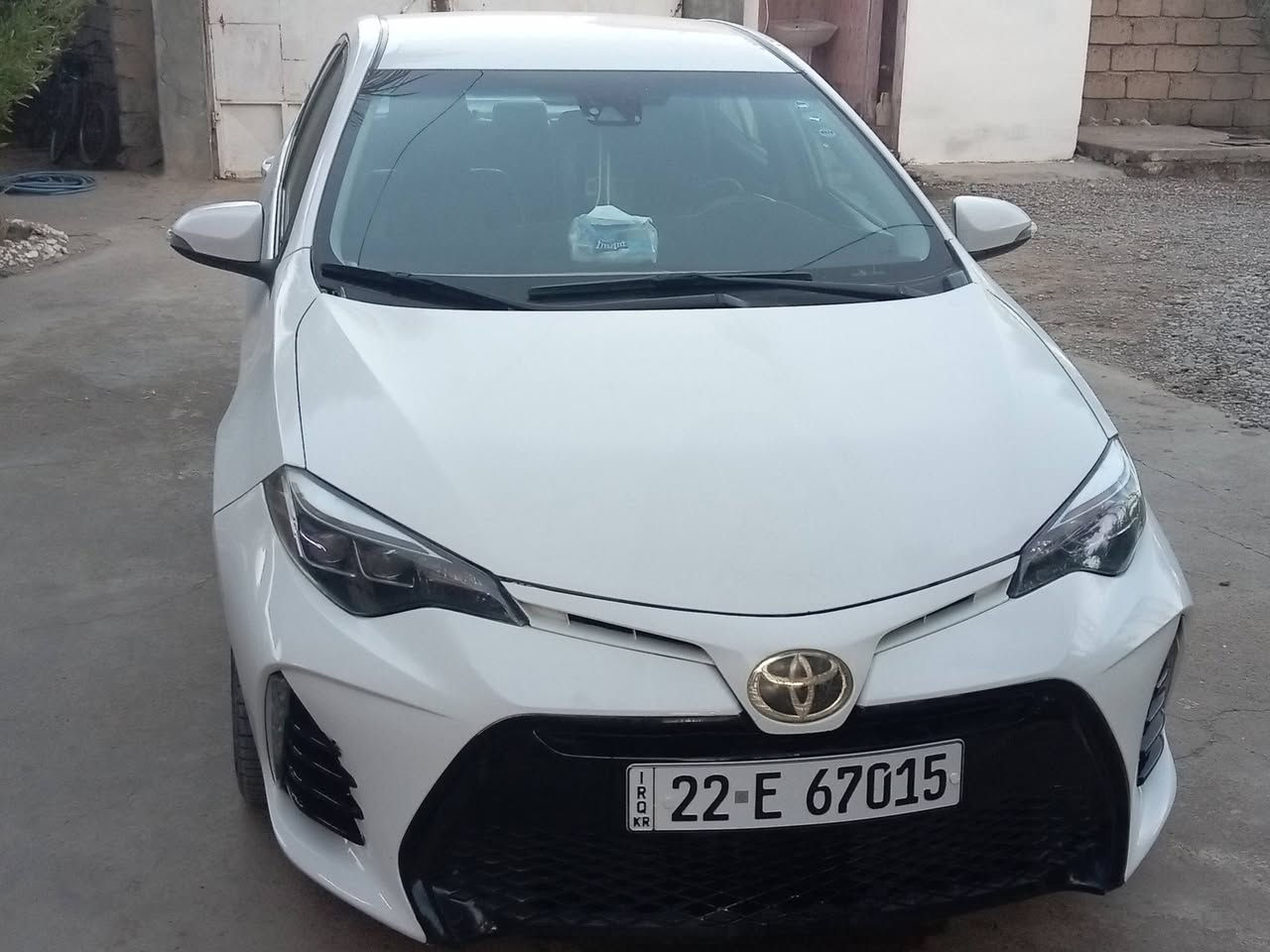 السلام عليكم كورلا للبيع موديل ٢٠١٨
السياره رقم اربيل انكليزي جديد 

رقم وسنويه وهزه كلو جديد

المواصفات SE

الضرر قطعتين چاملغ وبونيد 

كير ومحرك شرط 

السعر ١٤٧ وبيهه مجال شي قليل 

السونار مرفق ويه الصور 

للستفسار ع ***********    
***********
