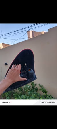 بك لايت جهة اليمين اصلي حاويه المكلن نجف  السعر 25 مستعجل عله بيعته 07...