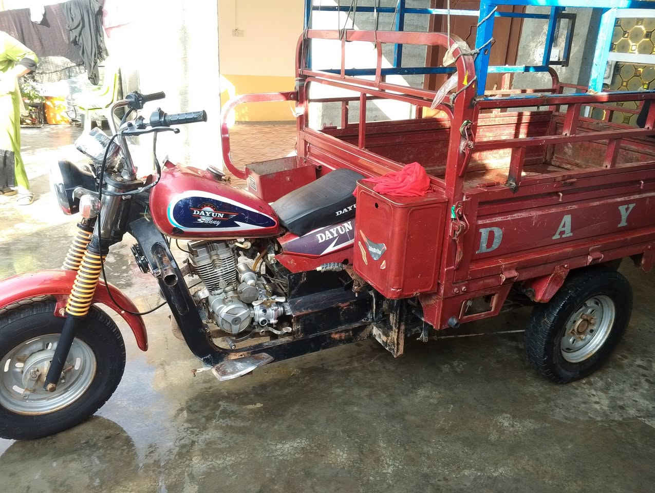 سلام عليكم ستوتا دايوان للبيع مديل 20 وراق اصوليه السعر مليون ونص وبيه مجال مكاني ديالى خان بني سعد قرية السلام /***********
