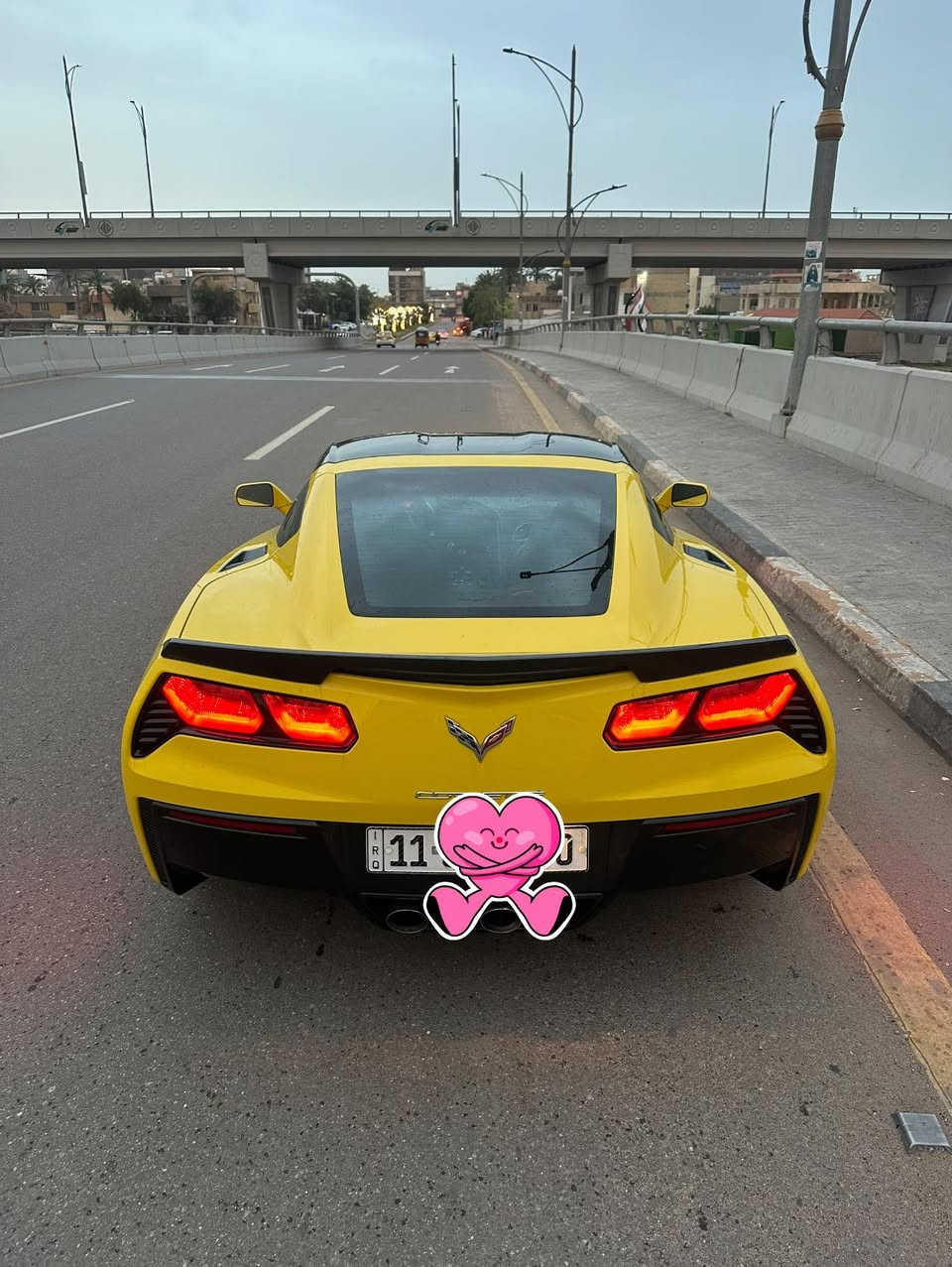 كورفت 2016 محرك 8 سلندر 6200cc
مواصفات گير اوتماتيك شاشة خزنة 
سقف بنوراما و كشف وضعيات قيادة 
و عداد السرعة يتغير وية 
تغيير وضعية القيادة ستيرن rbm
اكزوز  علريمونت يتغير صوته 
مابيها أي مصرف
السيارة بدون اي ضرر او صبغ مكفول رقم بغداد باسمنه 
السعر 36000$
***********
