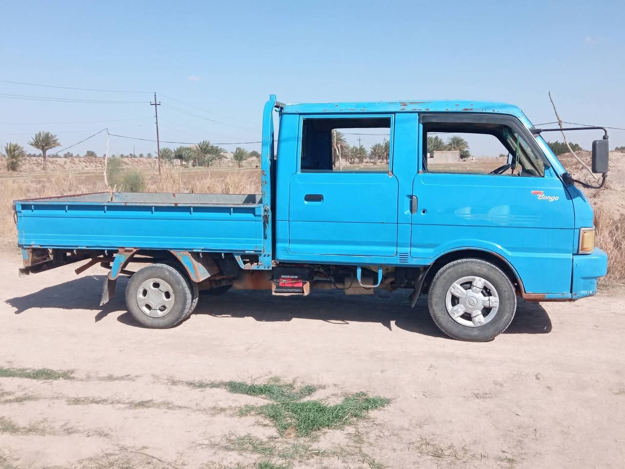 سلام عليكم للبيع كيا حمل موديل 94مكفوله السنويه 2027السعر60المكان بابل الشوملي وتحويل ثاني  يوم السيارة نضيفه كشر حلو السيارا بسمي الشراي يتصل على الرقم 
***********
