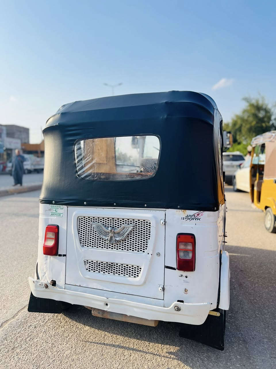 السلام عليكم..
تكتك للبيع موديل21(اوراق)ماشي بلمعامله مال ترقيم وحاجزلها رقم بس تكمل الاجرائات وتستلم سنويه

تكتك خير من الله جاهزه كشر بس طخات بسيطه وخياسات مصلحه كدامكم بلصور واضح محرك لاتنقيص لاتبخير كلجات كهربائيات كله فول شغال سعرهاا 6500 وبيها    مجال قليل مكاني واسط النعمانية شراي يتصل ويدلل

((***********)).
