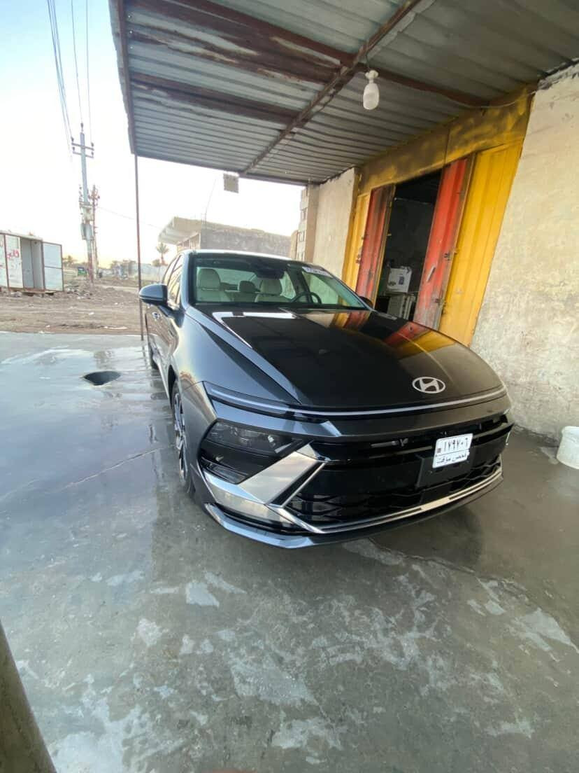 هونداي سوناتا 2025 وارد امريكي
( GT/2500) 
كفاله  ... ضربته فقط باب سايق شويه بالباب الخلفي موضح بصوره
داخل  ابيض 
-بصمات بيبان
-بصمه صندوك
-شاشه متصله 
-مثبت سرعه 
-قياده إليه
-رادار
-مستشعر وقوف
-مصابيح زنون اماميه
-كامره خلفيه
-ابل كاربلاي 
-ماشيه 3الف مايل
-بدون رقم
-السعر 190 ورقة و بيه مجال 
للستفسار 
***********اتصال
***********واتساب
