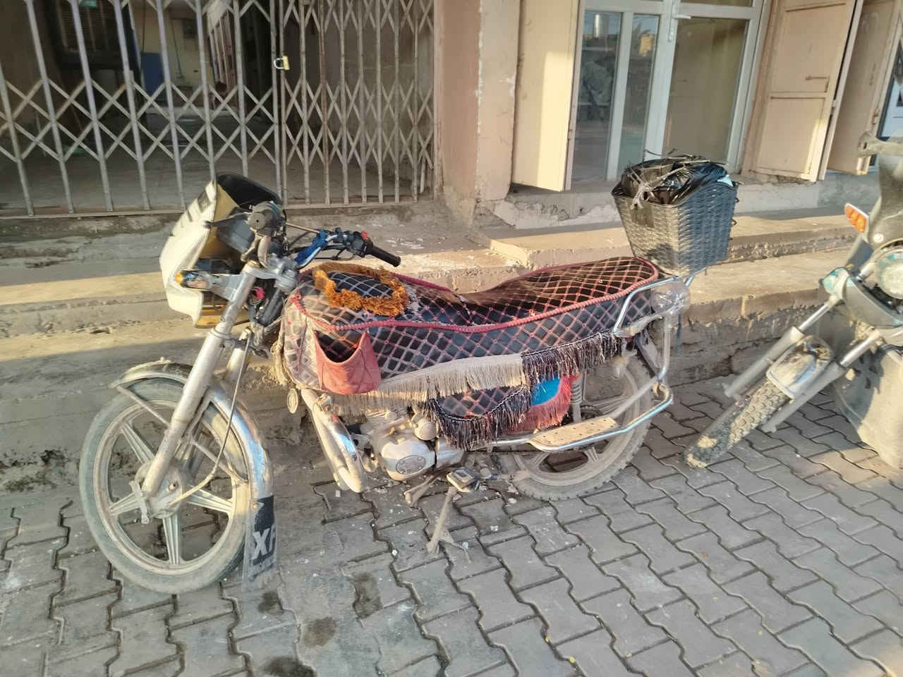 السلام عليكم يوجد موطور ابو الكله  للبيع الاتصال على الرقم
***********
