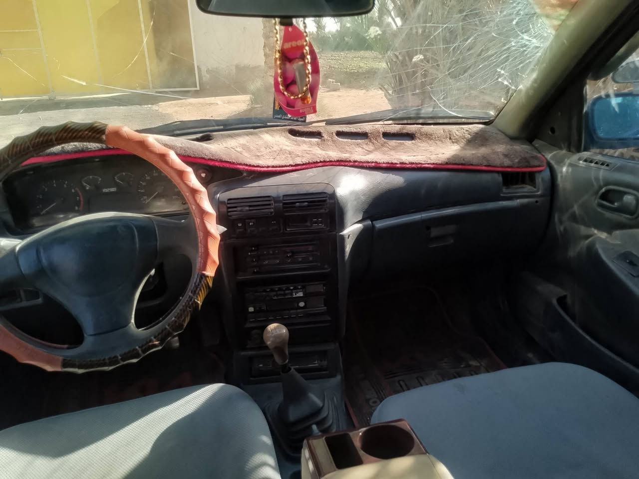 سيفيه لبيع مديل 94 رقم بغداد سياره حلوه ونضيفه سعر 28 وبيه مجال رقم الهاتف ‏‪***********‬‏
