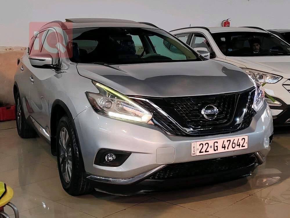 نیسان مورانۆ بۆ فرۆشتن 
مۆدیل 2017 
مواسەفاتی SV AWD 
مەکینە V6 3.5
فول مواسەفات 
بەسمە 
شەغال 
پانوراما 
لایتی عەدەسە و زینۆنە 
کوشن کارەبا 
کوشن هیتەر 
ئاوێنە هیتەر 
تەبریت سارد و گەرم 
تەبریت مەرکەزی 
سندوق کارەبا 
شاشە گەورە 
کامیرە بیلاد 
174 هەزار ڕێی کردوە 
چوار تایەی تازەی لەژێرە
سەنەوی تازەیە تا 2028 بەناوی خۆمانەوەیە 2پارچەی بۆیاخە و 2 پارچەی ئەمریکایە سەیارەیەکی بێ مەسروفە ژمارە تەلەفون *********** كالار, السليمانية
