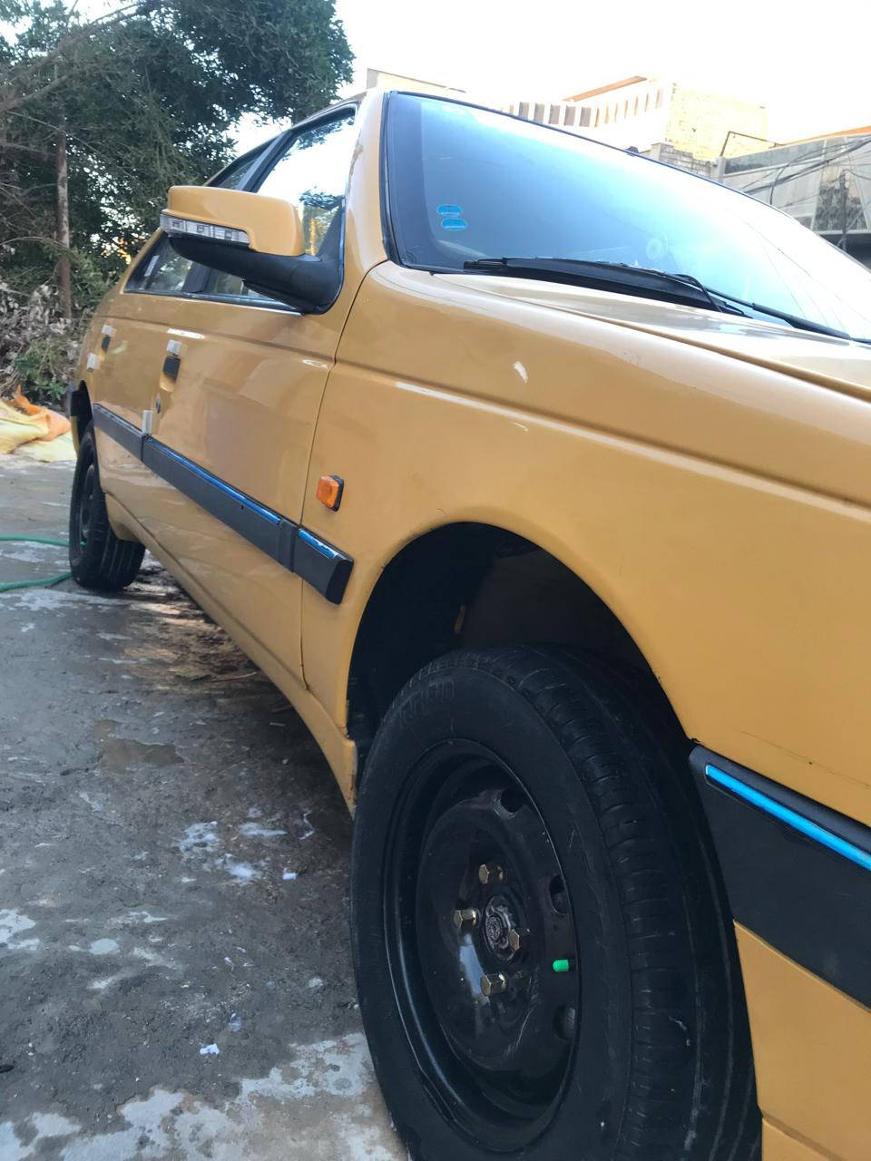 السلام عليكم
بيجو لميس للبيع موديل 2016 
كفاله عده البنيد مبدل
السعر 47 وبيه مجال 
المكان الامين الثانيه 
***********
