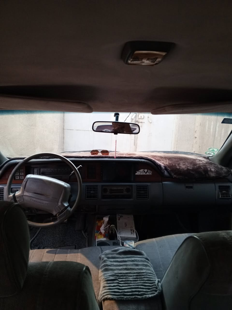 السلام عليكم للبيع او مراوس 🐬دولفين موديل 91 جاهزة مكينه وكير بلاد تبريد شغال كهربائيات كلها شغالة سعر 55 وبيها مجال مكاني بغداد وباسمي للاستفسار ***********
