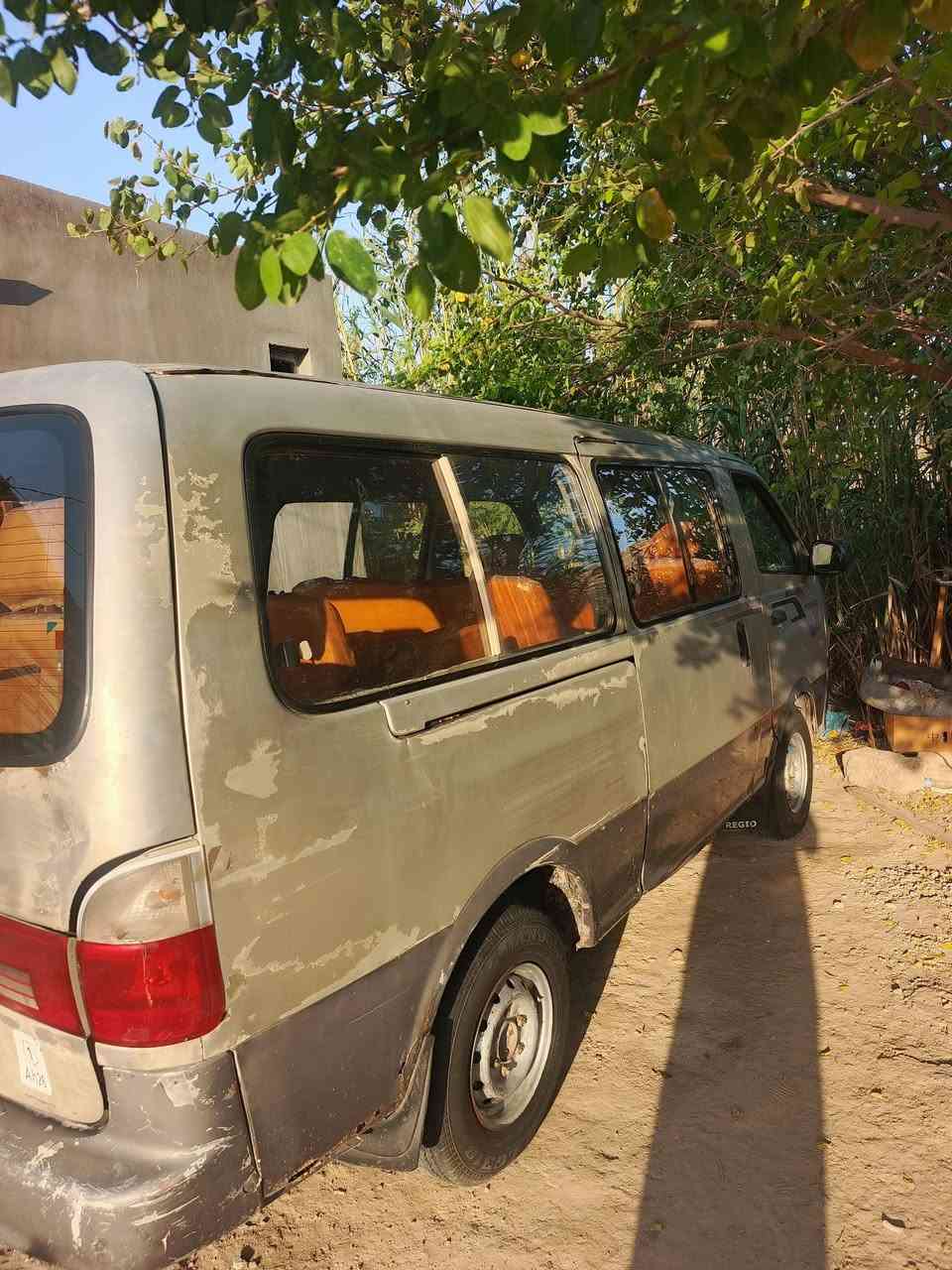 السلام عليكم بريجو موديل 95كير محرك مكفولات اكسن ونه خفيفه حداديه نص عمر تخم تاير دوشمه جديده السياره جاهزه وصل خط كوفه نجف مصفره السعر 55وبيها مجال ***********قليل المكان الكوفه
