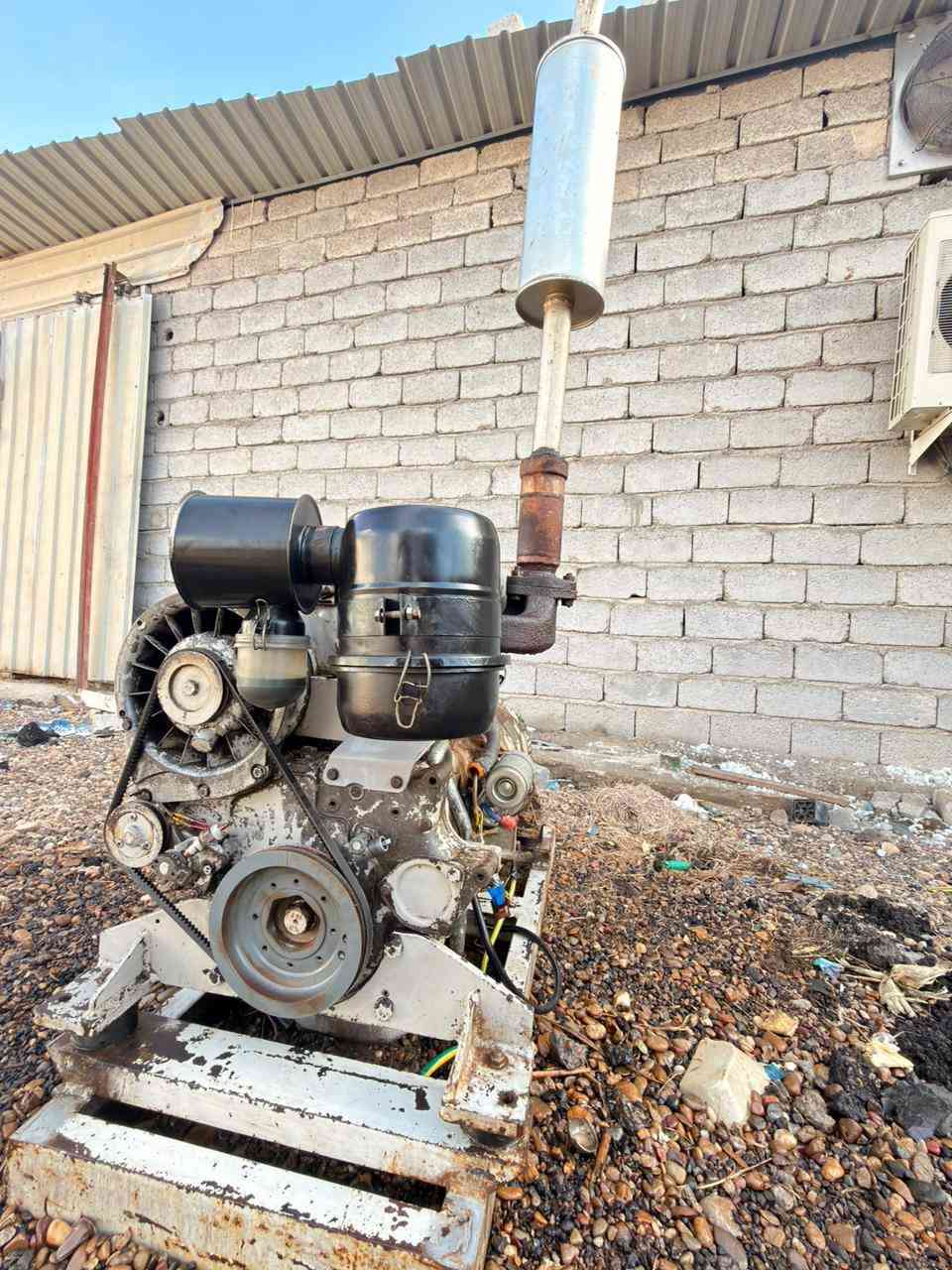 بسم الله الرحمن الرحيم .  
مولد دويز 3 بستم 30 كيفي طبك بلادي سنكل فيز 
على وضع الشركة مامفتوح 
مع جهاز برودكشن كامل اطفاء وتشغيل اوتو مع ربط الحماوة والدهن كامل 
مع جهاز اطفاء عند قطع القوايش 
للاستفسار 
***********
مكاني اطرف بغداد منطقة ابراهيم بن علي
