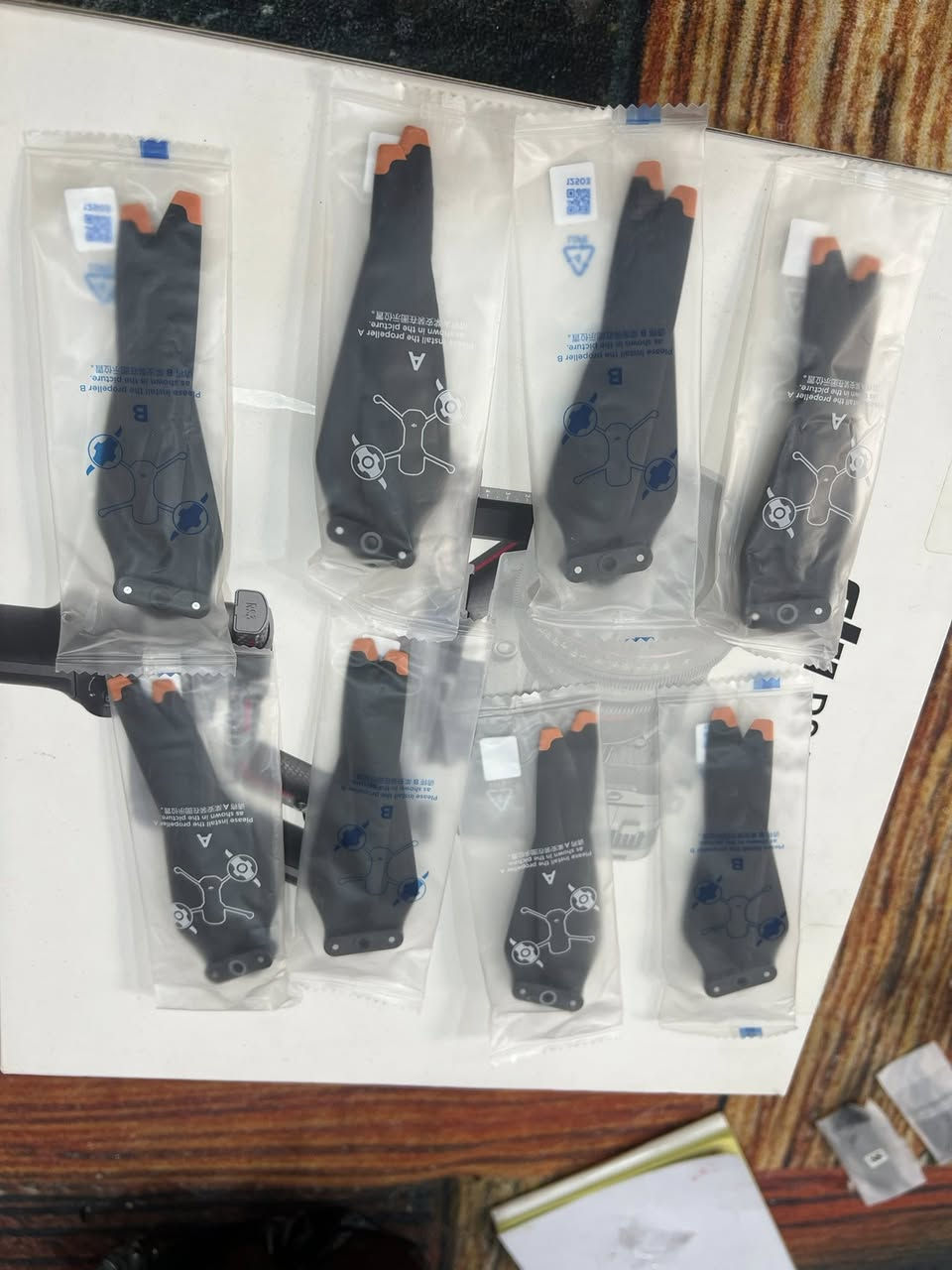 مراوح AIR 3
مراوح AIR 3/s
اصلييي فقط 
يتوفر توصيل


**إذا كنت صاحب هذا الإعلان وتريد حذفه لأي سبب، رجاءا أرسل رسالة إلى الدعم الفني**