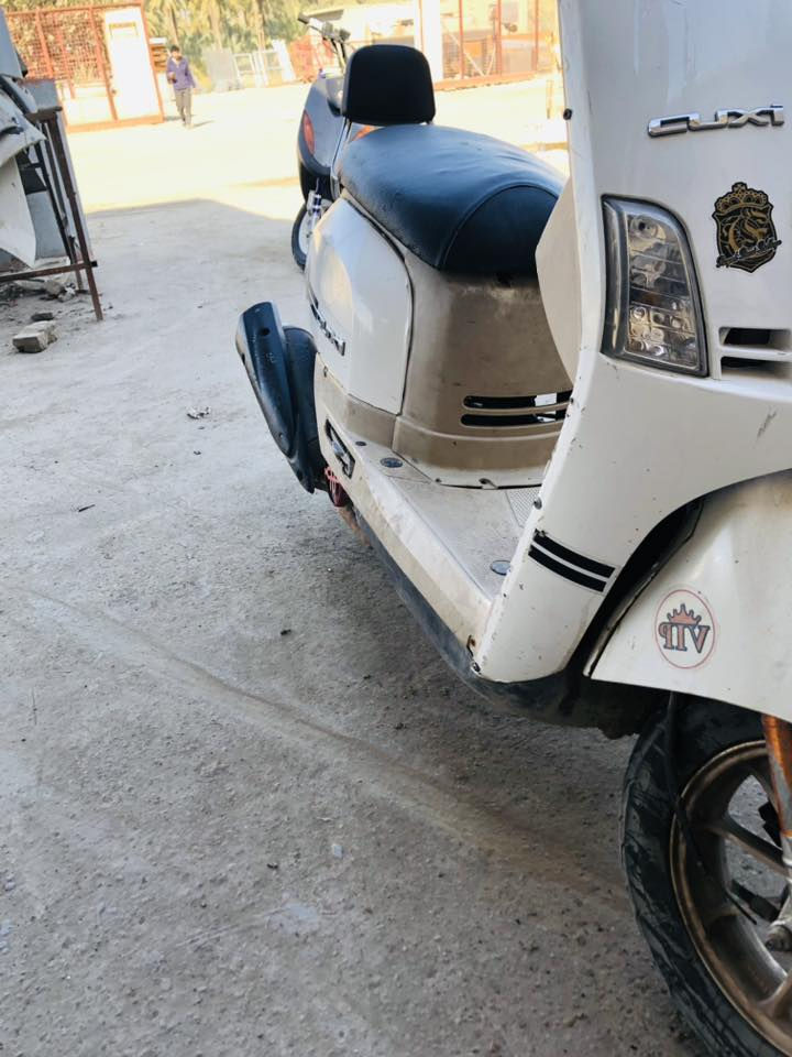 سلام عليكم بوليس للبيع 2009مال رمبه كلشي بيها بلاد السعر 400وبيها مجال ***********او مرواس
