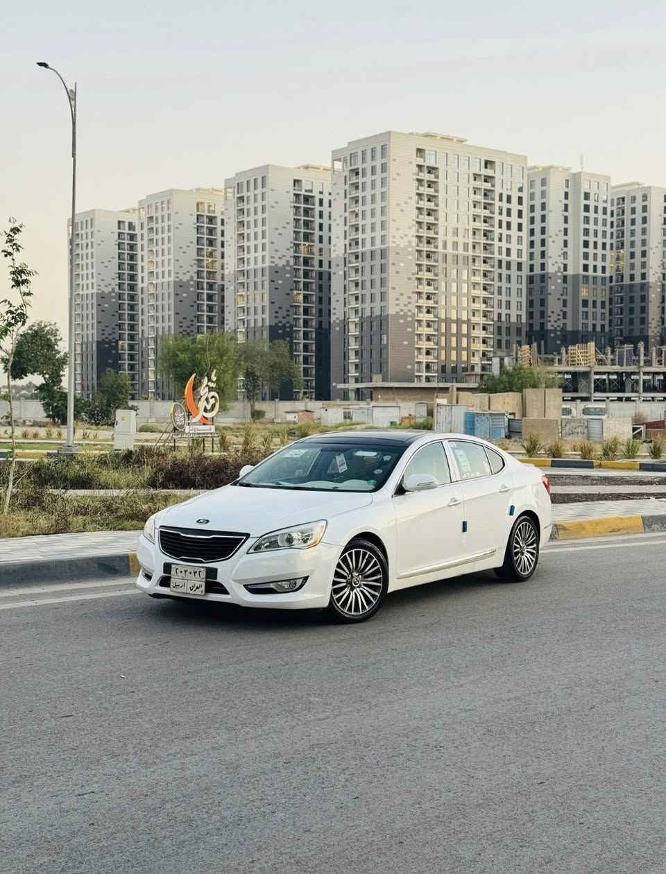 سلام عليكم
للبيع كيا كدينزا موديل 2011  
سياره فول مواصفات محرك 6 /3.5 
بصمه 
سلايت كامل 
حساسات كامله 
سياره هذا سونار مالتها من اول ما اخذتها مصار فتره قليله مشط لستيرن ولصدر كله بدلته جديد  السياره خير من الله 
العنوان: بغداد خلف مدينة العاب سيدية 
للاتصال :*********** 
السعر: 105 وبيها مجال للشراي
