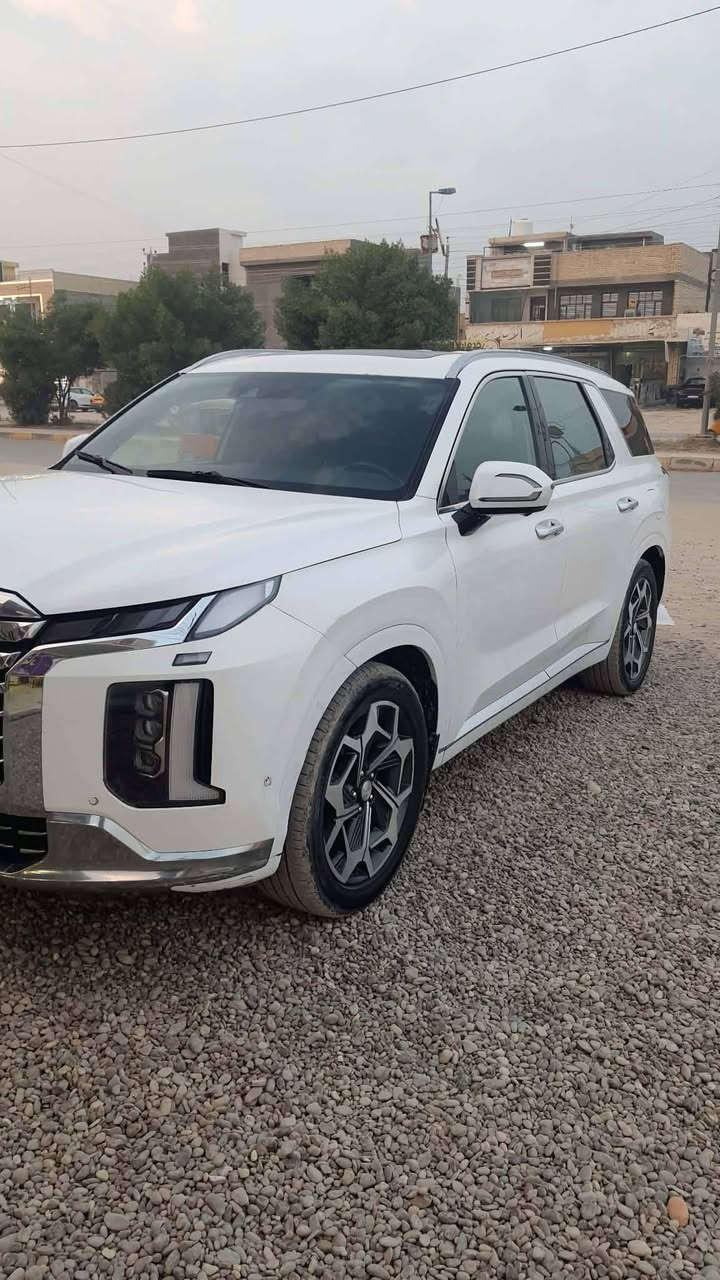 أقره كافة تفاصيل المنشور قبل الاتصال بالرقم وهذا رقم الشاصي KM8R7DHE3MU200262
(بالسايد 2021 وارد امريكي)
فول مواصفات اعلى فئه بيهن 
- رقم بغداد بسمي
- شاشة عرض(داتا شو)
- المحرك   v6    3.8 <كير ومحرك مكفول
- بصمة تشغيل + بصمة ابواب +تشغيل عن بعد
- بانوراما سقف اسود كنتاره
-فتحة سقف عدد ٢
-سماعات من شركة هارمن كاردن  
-رادار امامي  + خلفي+رادار جانبي  
-حساسات امامي + خلفي 
-  كامرات عدد 4  360 درجة  
-  كشنات كهربائي تدفئة وتبريد خزن ميموري 
- كشنات جلد اسود ملكي+٧ راكب قلاب كهرابائي 
- انارة داخليه (محيطيه) + انارة دشبول لد 
- بردات جانبية
- تبريد مركزي امامي + خلفي منفصل التحكم
-تحكم ستيرن + شفتات
- تدفئة ستيرن 
- مرايا هيتر + تعتيم 
- صندوق كهربائي شفط
- وضعيات قيادة  (5) فورويل 4X4
- ويل كب حجم  ٢٠ 
- اوتو هولد + نقطة عمياء 
- سايد بريك بصمة + مثبت سرعة
- شحن لاسلكي 
- إشارات بالمرايا  + إشارات جانبيه
- اوتو بريك 
- تحديد مسار
-شاشة ديجتال كبيرة
-تشغيل عن بعد .
- دفع رباعي
- نظام مانع انزلاق 
- نظام نزول منحدرات 
كشنات Vip منفصل 
والكثير من المواصفات لم تذكر بعد .
   ( حادث بنيد و جاملغ )
رقم الشاصي  KM8R7DHE3MU200262
     *السعر   230 *
مكاني بغداد . ***********  / ***********
اثير بي واتساب
