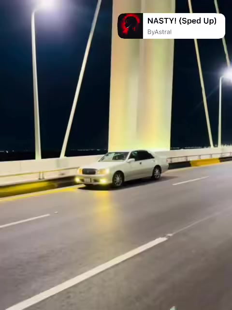 السلام عليكم كراون جنون كرستال ٣دكم
باسمي كفاله مكينه وكير ديفور الجبير رقم بصره الرقم الجديد

رقم الهاتف ؛***********
