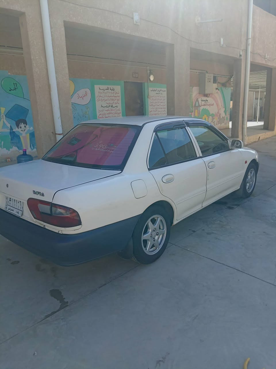 السلام عليكم
بروتون ويرا موديل2004 كير اوتو محرك كابريتر تبريد عاطل رقم بغدادالسنوية نافذه صالها سنه  تحويل مباشر صدر جديد غرفة نظيفة كشنات دوشمه جديده ارضيه جلد ضربه الجاملغ الخلفي بدون دواخل ضربه صطحيه  ….السياره حلوه وناعمه 
العنوان بغداد الراشديه 
السعر 53وبيها مجال شي بسيط 
رقم الهاتف ***********
