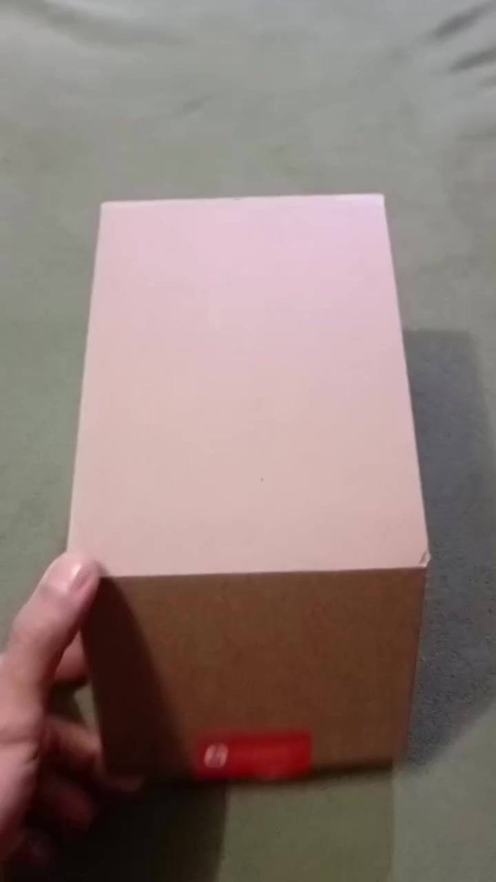 السلام عليكم ورحمة الله وبركاته
متوفر درون شركة شاومي fimi mini 3 نظيف جدآ جدآ جدآ
الملحقات :
1- بطاريات عدد 4 اصليات مال شركه وقت الطيران 32 دقيقه وحده منهن بلس 
2- ريش احتياط مال شركه  الكارتون مالته موجود  بعده وياها 
3- المدى 9كيلو متر وارتفاع 800 متر الى 900
4- نظام جي بي اس رجوع ذاتي تخلص شحن ترجع المكانها شرط تطيرها وتطفي الريمونت ترجع المكانها
5- التصوير دقة فوركي 60 فريم
6-بيها تصوير بانوراما ودوران 360 وتصور صور بدقة 48 ميكا بكسل
7- مودات التصوير 1 مود التتبع 2 مود التصوير الخطي على نظام الجي بي اس + اوربت مود + تصوير ليلي + مود كرتف فيديو عالي الدقه
8- وياها رام اصلي سان دسك 128 كيكا
للحجز والاستفسار مراسلة هذا الرقم او الاتصال ‏‪*********** او مراسلة الصفحه ماسنجر متوفر
ملاحظه يتوفر توصيل جميع محافظات العراق
سعر 325 الف
