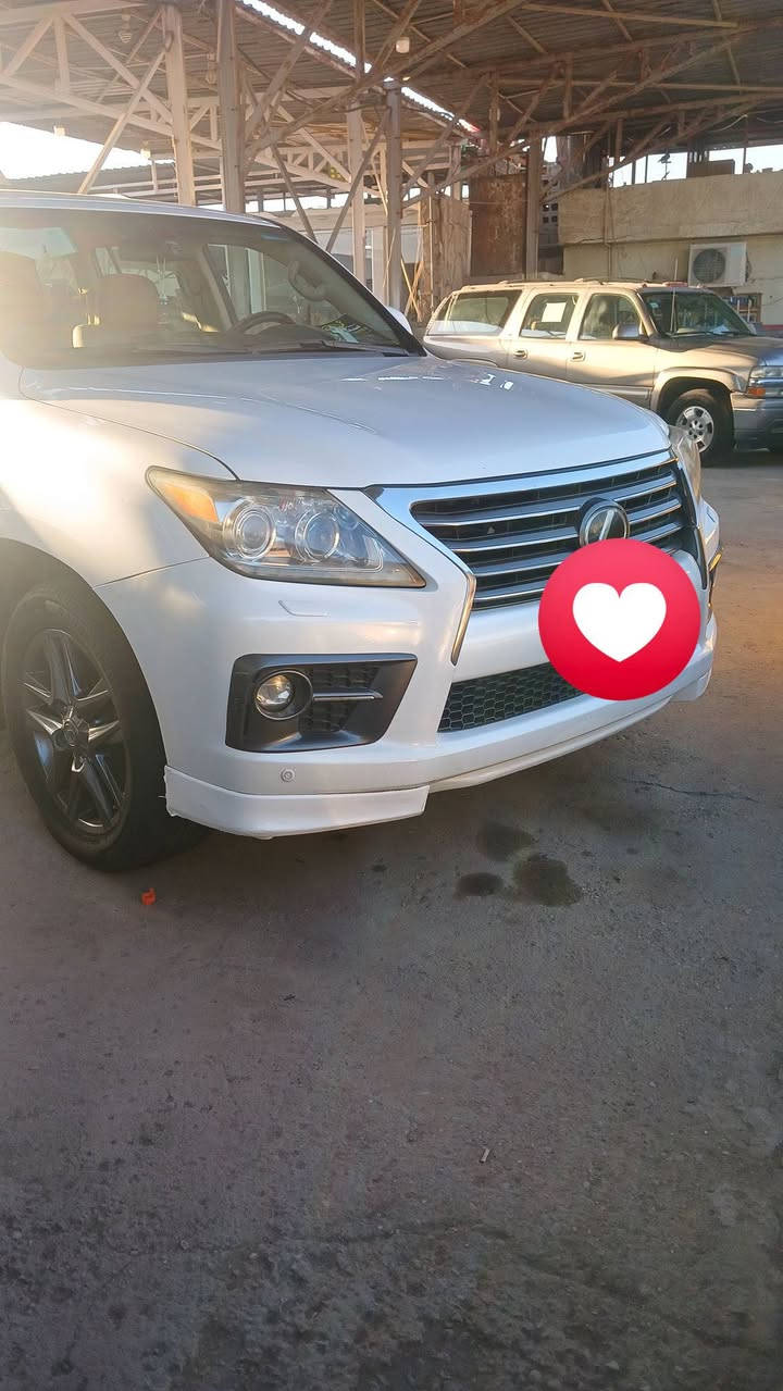 السلام وعليكم الكزز مديل 2015 رقم بصره دولي فول موصفات كفاله كبير محرك تخم تاير سياره كلش جديده ما بيها كل نقص رقم تلفون/*********** /***********
