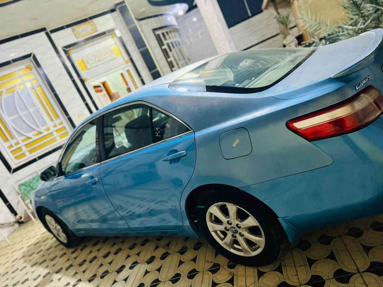 السلام عليكم للبيع: تويوتا كامري 
​الموديل:2007
​الوارد: خليجي 
​المحرك: 4 سلندر (المحرك المرغوب 2400).
​الرقم بصره دولي سنويه 30
 فتحة سقف (سلايد)، شاشة كبيرة، كاميرا خلفية.
​السعر: 88 وبيها مجال 
​المكان: بصره بني منصور 
​للاستفسار : *********** المدينة, البصرة
