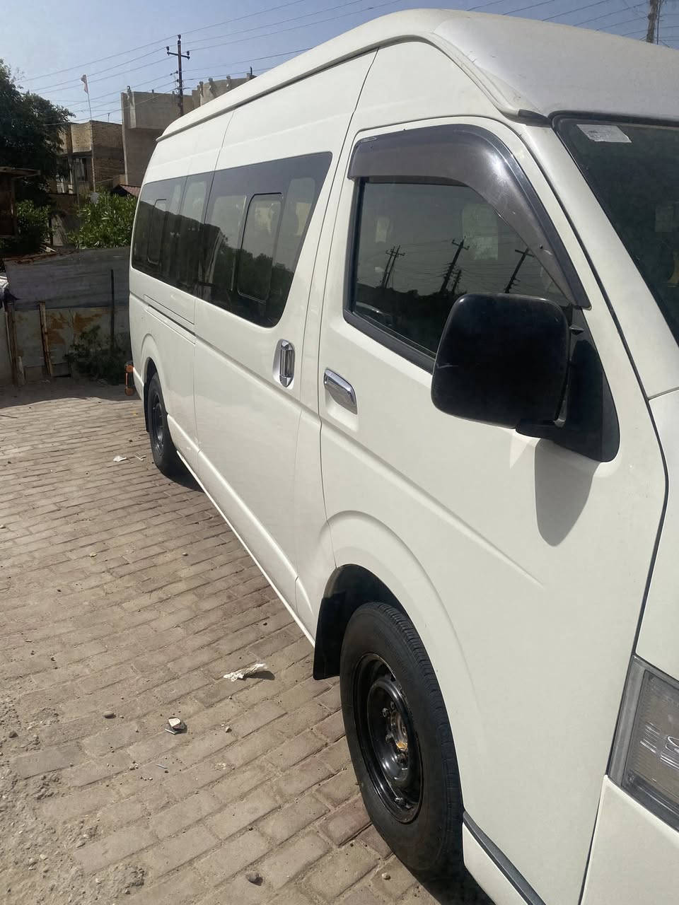 سلام عليكم هايسه 2016سياره حلو جهاز على اخر حبايه بيها ظربه بل ربع مال صفحه طويله او بجام مثل ما وضحه *********** العنوان الحسينيه مال راشديه السعر 260 او بيها مجال قليل
