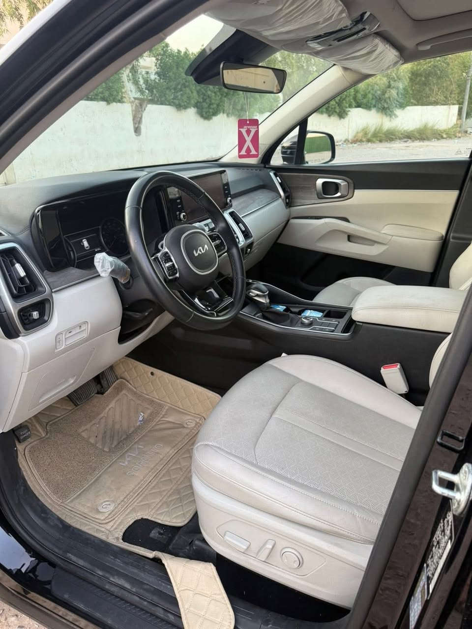 سورنتو موديل 2022
اكس لاين

صور الحادث مرفقة بلمنشور بدون صبغ 

رادارات بصمة بانوراما تشغيل داخل ابيض 7راكب عن بعد معروفة موصفات الاكس لاين ماشية 40 سيارة كير مكينة صدر بدون صبغ مڪفولهه ڪفاله عدا صبغ دعامية 

مكان شارع فلسطين ***********
